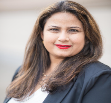 Image of Parul Makkar Dix Hills New York at Professional Organization of Women of Excellence Recognized