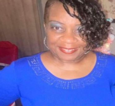 Image of Tiffany E. Turnbull-Kennedy Dolton Illinois at Professional Organization of Women of Excellence Recognized