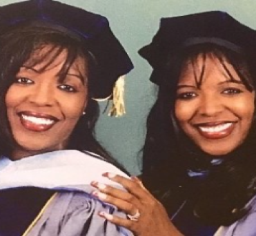 Image of Pastor Philetha Tampa Florida at Professional Organization of Women of Excellence Recognized