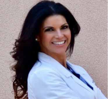 Image of Kelly Mattone Great Neck New York at Professional Organization of Women of Excellence Recognized