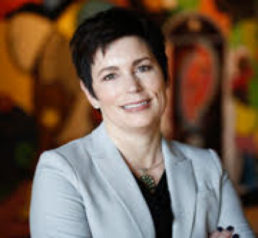 Image of Pamela Ryan Minneapolis Minnesota at Professional Organization of Women of Excellence Recognized